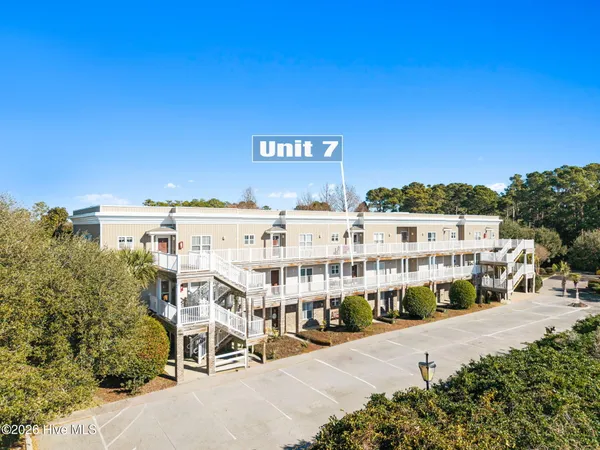 $279,900 | 4134 Vanessa Drive Southeast, Unit 7, Southport, NC 28461