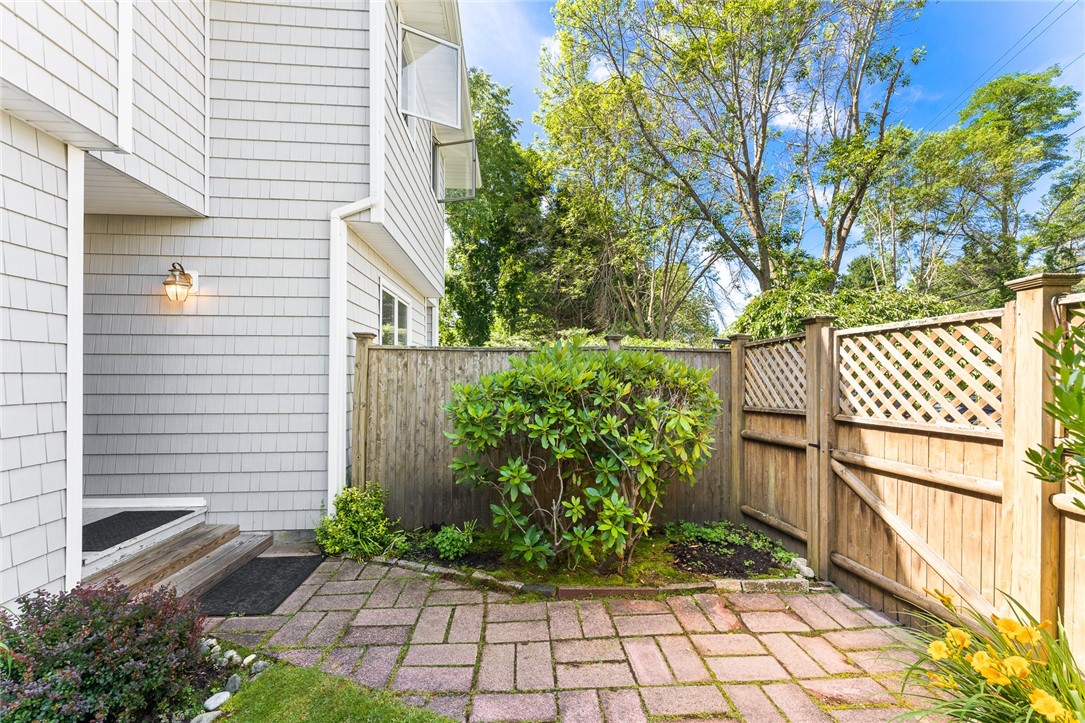 1029 Boston Neck Road, Unit 10 Narragansett, RI 02882 - Photo 4 of 34