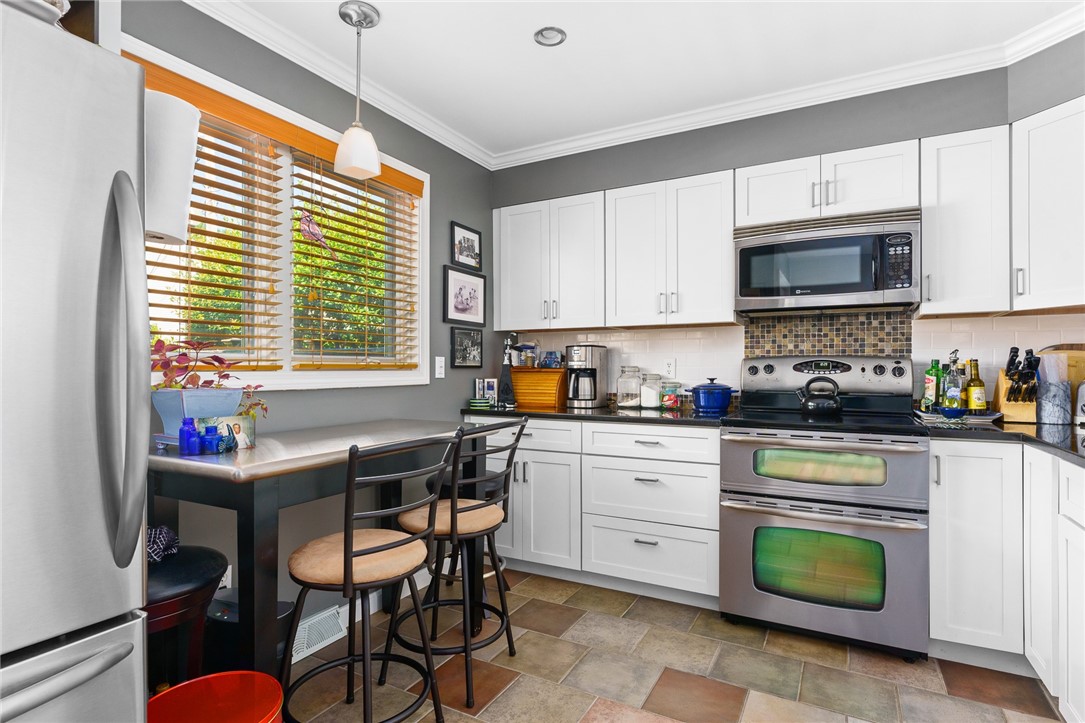 1029 Boston Neck Road, Unit 10 Narragansett, RI 02882 - Photo 6 of 34