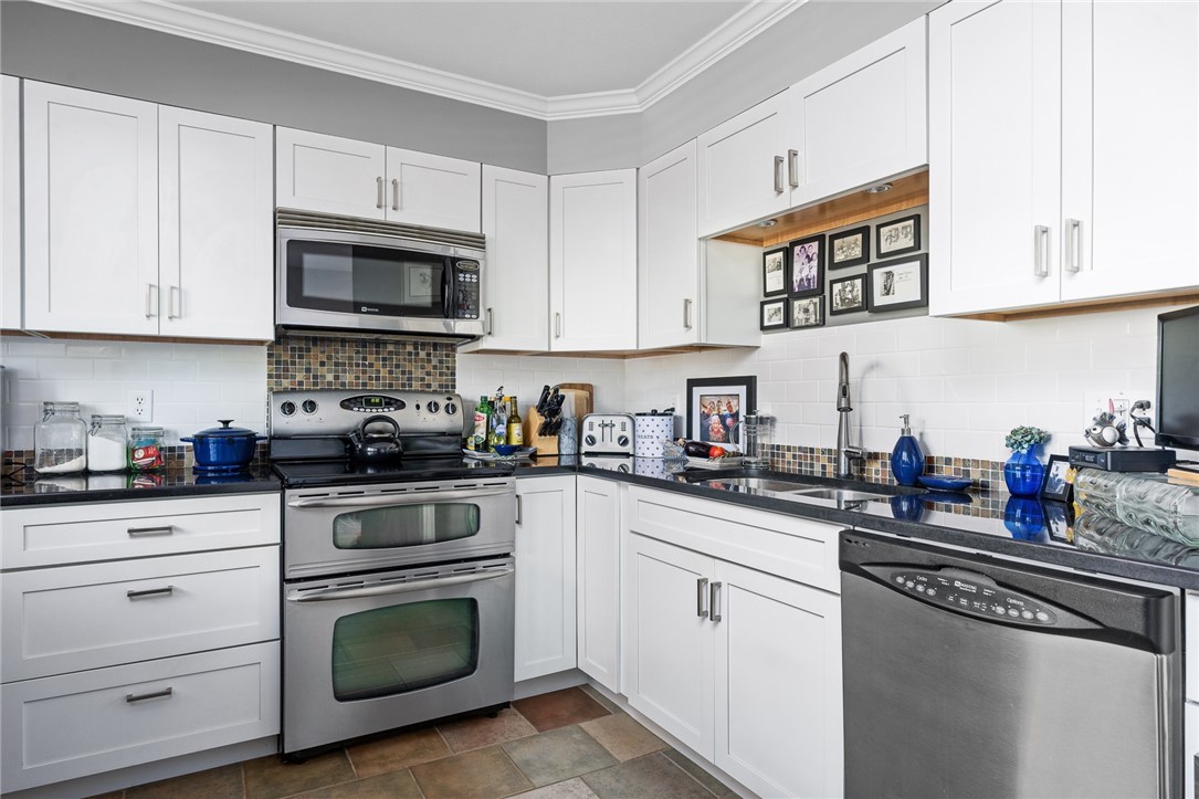 1029 Boston Neck Road, Unit 10 Narragansett, RI 02882 - Photo 8 of 34