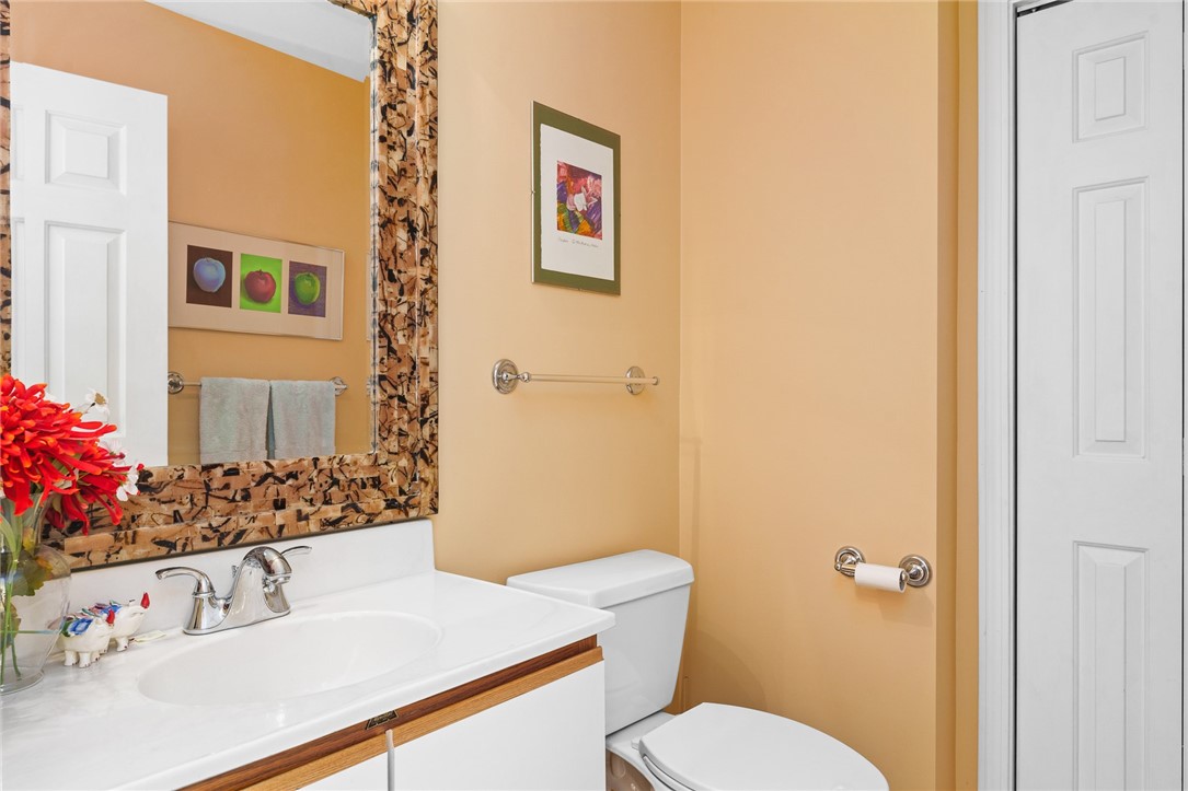 1029 Boston Neck Road, Unit 10 Narragansett, RI 02882 - Photo 9 of 34