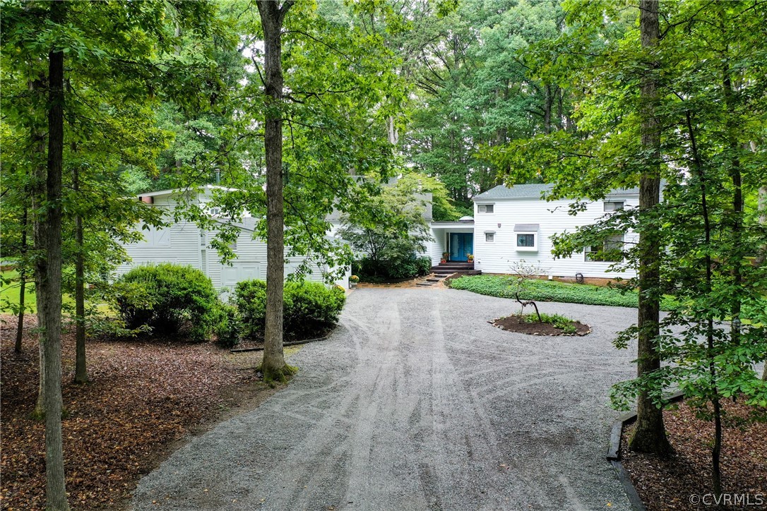 6 Broad Run Road Manakin-Sabot, VA 23103 - Photo 2 of 47 3,086 SF Home with 2 Car Detached Garage w/Additio