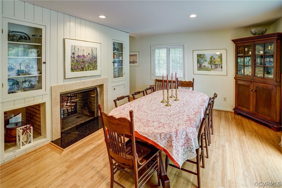 6 Broad Run Road Manakin-Sabot, VA 23103 - Photo 43 of 47 You'll love the Double Fireplace, Built-Ins & all