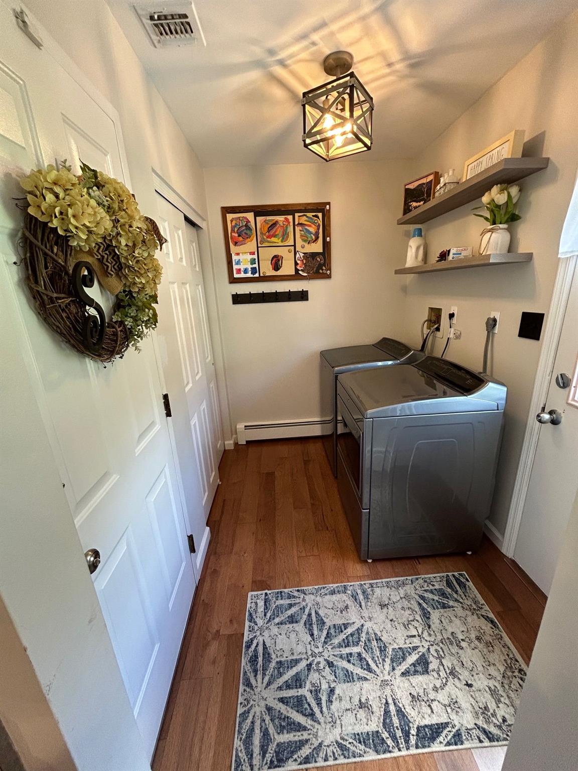 43 Southfield Road Baiting Hollow, NY 11933 - Photo 15 of 47