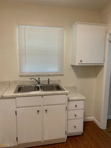 $1,200 | 174 Hart Avenue, Athens, GA 30606