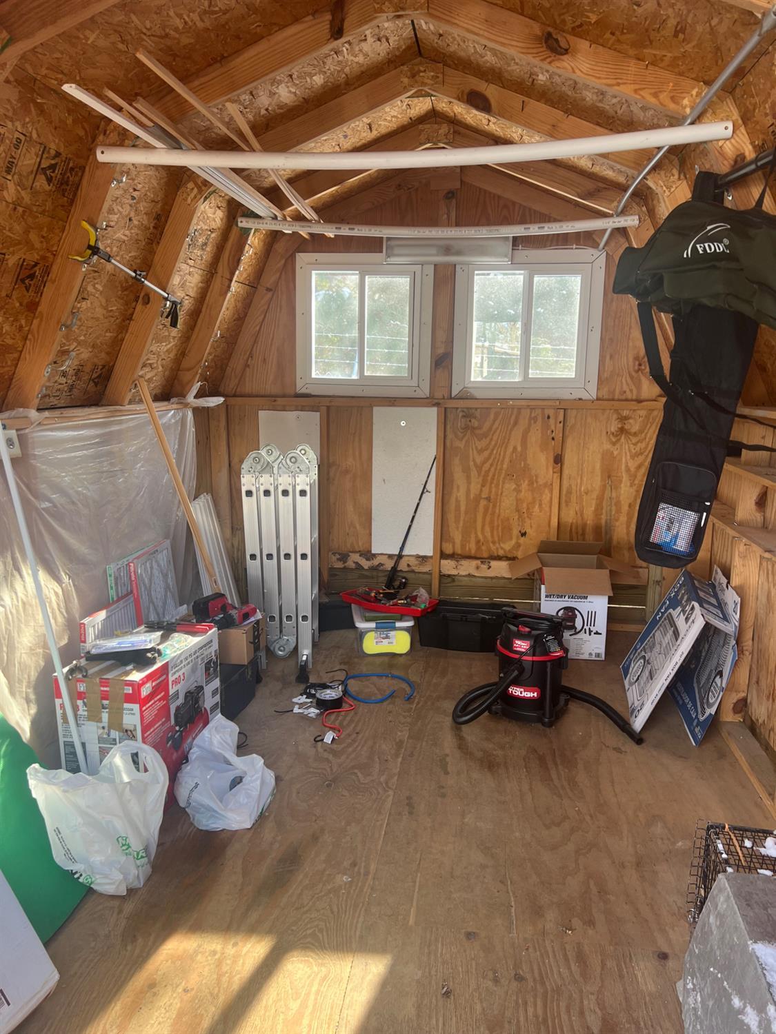 35 Court Road Richmond, IN 47374 - Photo 20 of 21 Shed with Electric