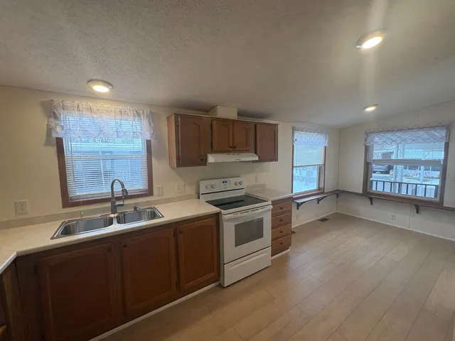 $72,900 | 35 Court Road, Richmond, IN 47374