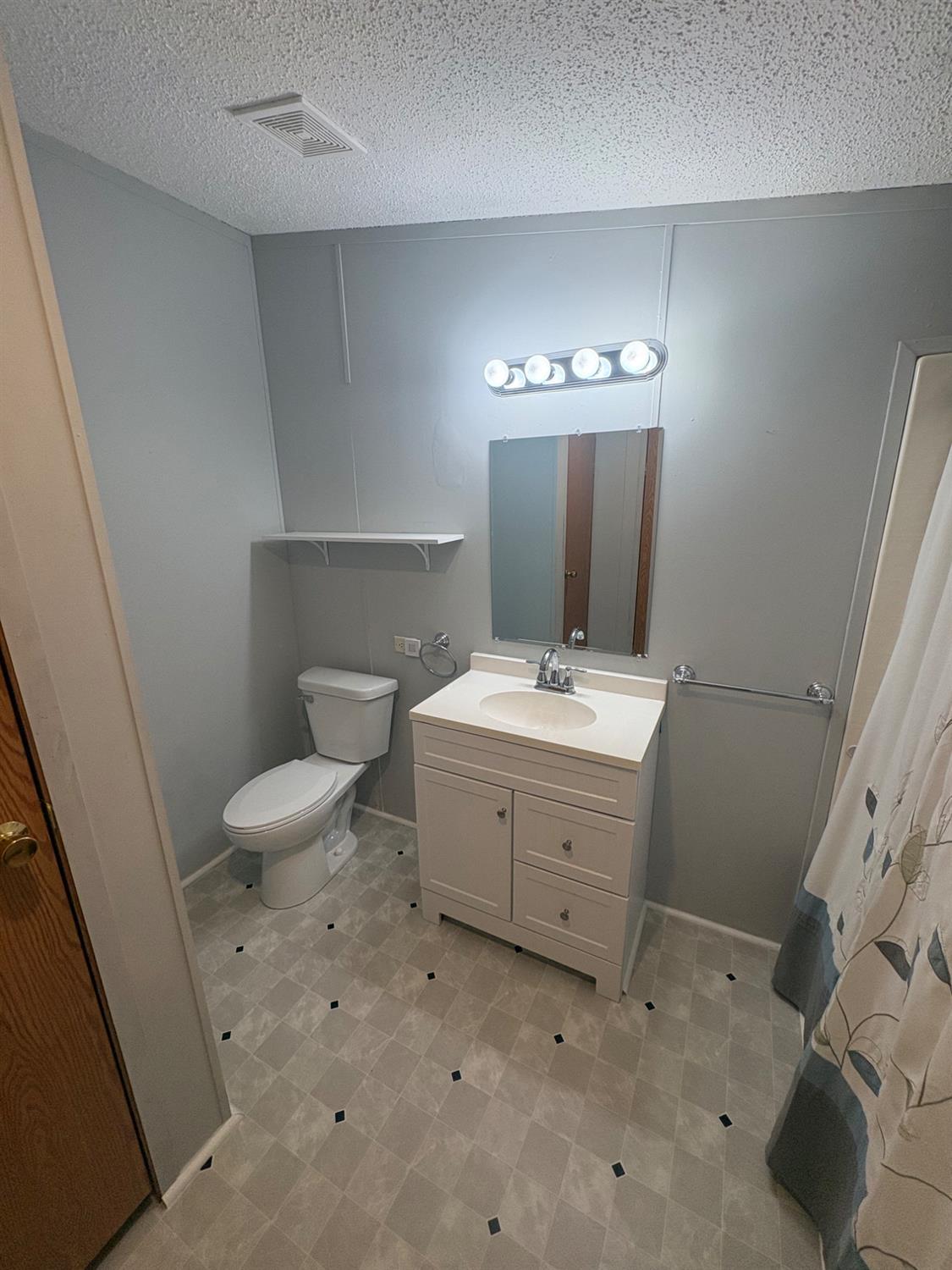 35 Court Road Richmond, IN 47374 - Photo 9 of 22 Master Bath