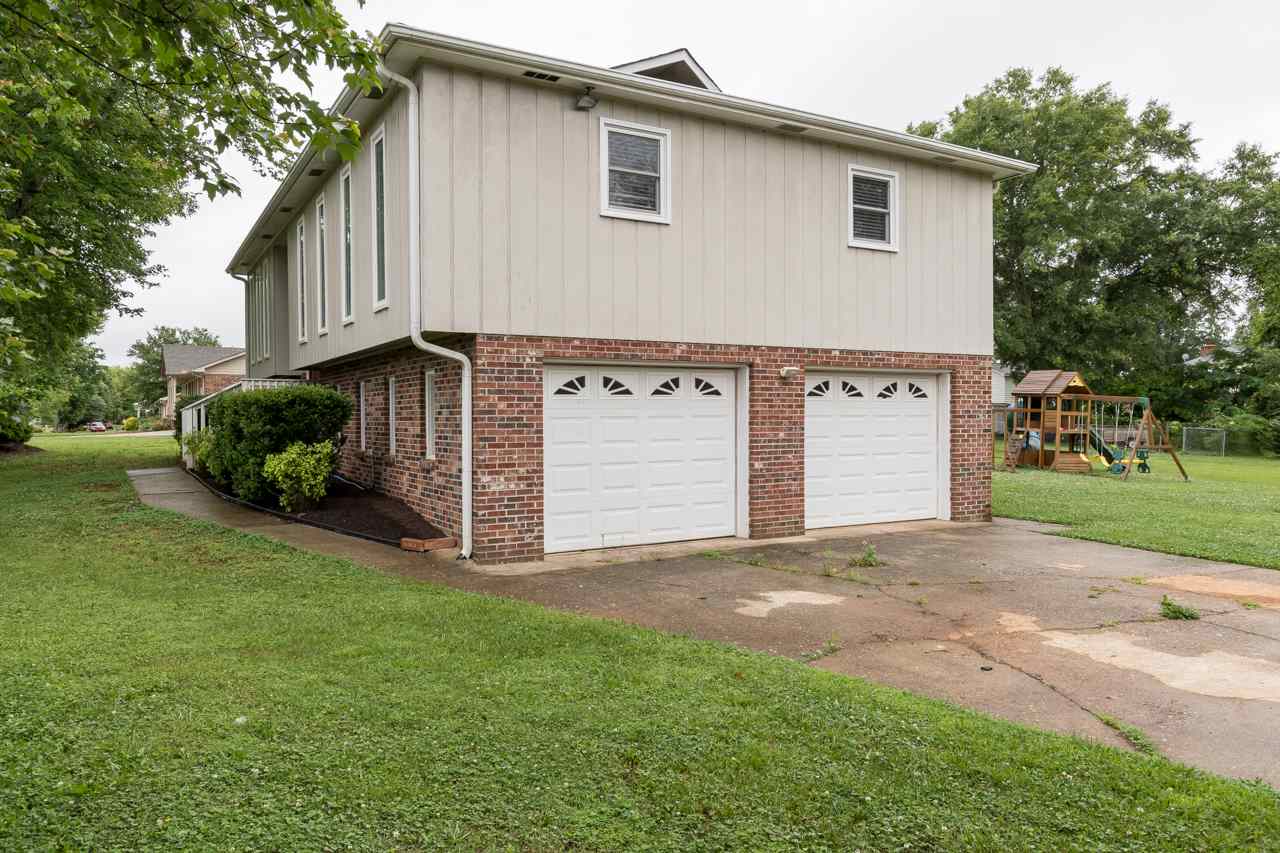 811 Holly Springs Road Lyman, SC 29365 - Photo 4 of 36 Gallery Image 4