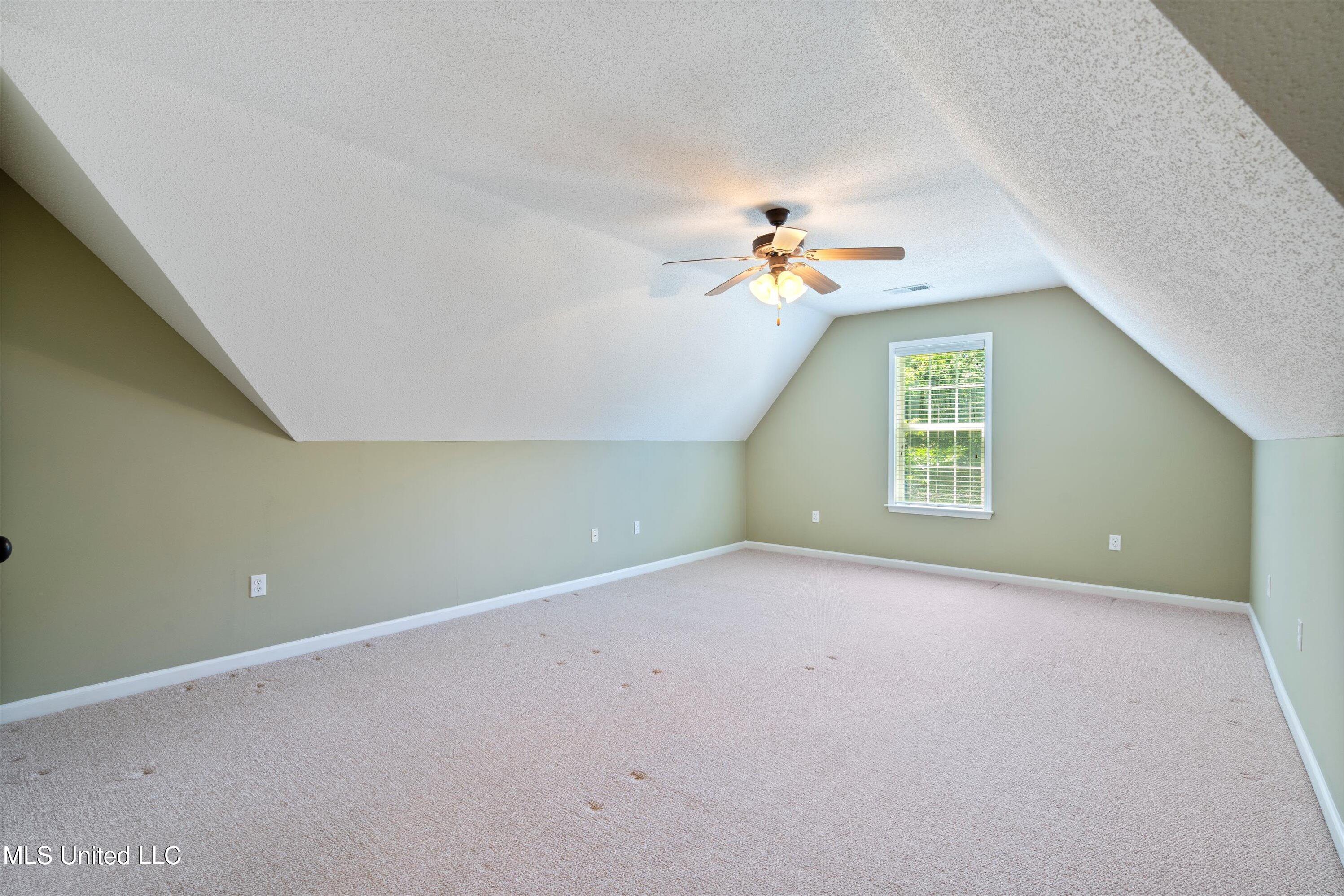 7672 Rigmoore Point North Olive Branch, MS 38654 - Photo 35 of 42 rig-bed 4