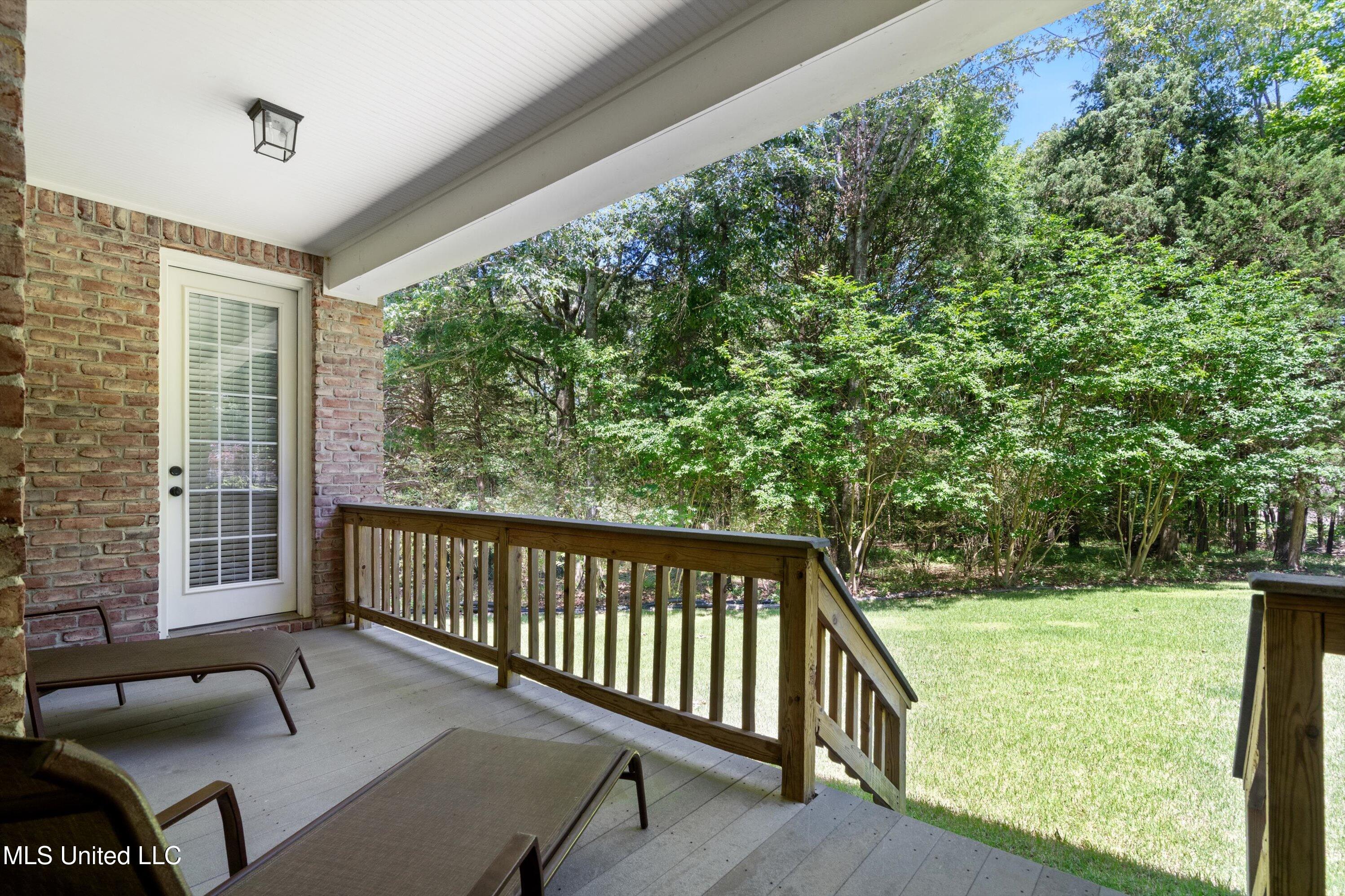 7672 Rigmoore Point North Olive Branch, MS 38654 - Photo 40 of 42 rig-back porch view