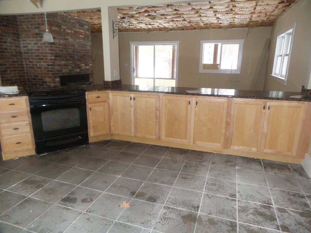 253 Murray Hill Road Hill, NH 03243 - Photo 6 of 24