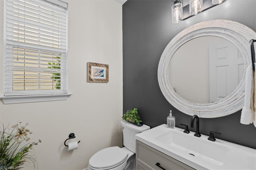 3021 Sycamore Point Trail High Point, NC 27265 - Photo 25 of 50