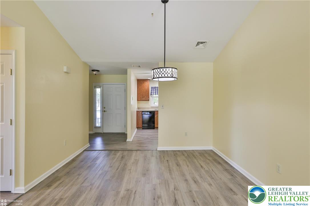1572 Upstream Farm Road Easton, PA 18040 - Photo 12 of 40 Gallery Image 12
