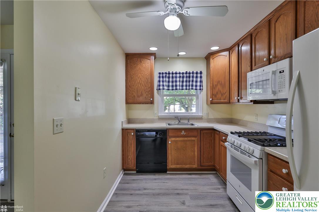 1572 Upstream Farm Road Easton, PA 18040 - Photo 5 of 40 Gallery Image 5