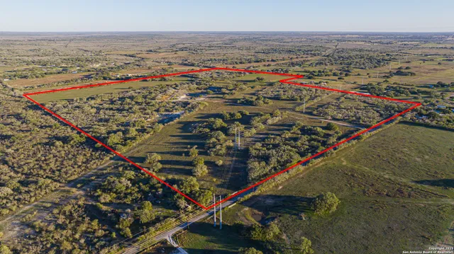$1,150,000 | 1173 Charco Road, Beeville, TX 78102