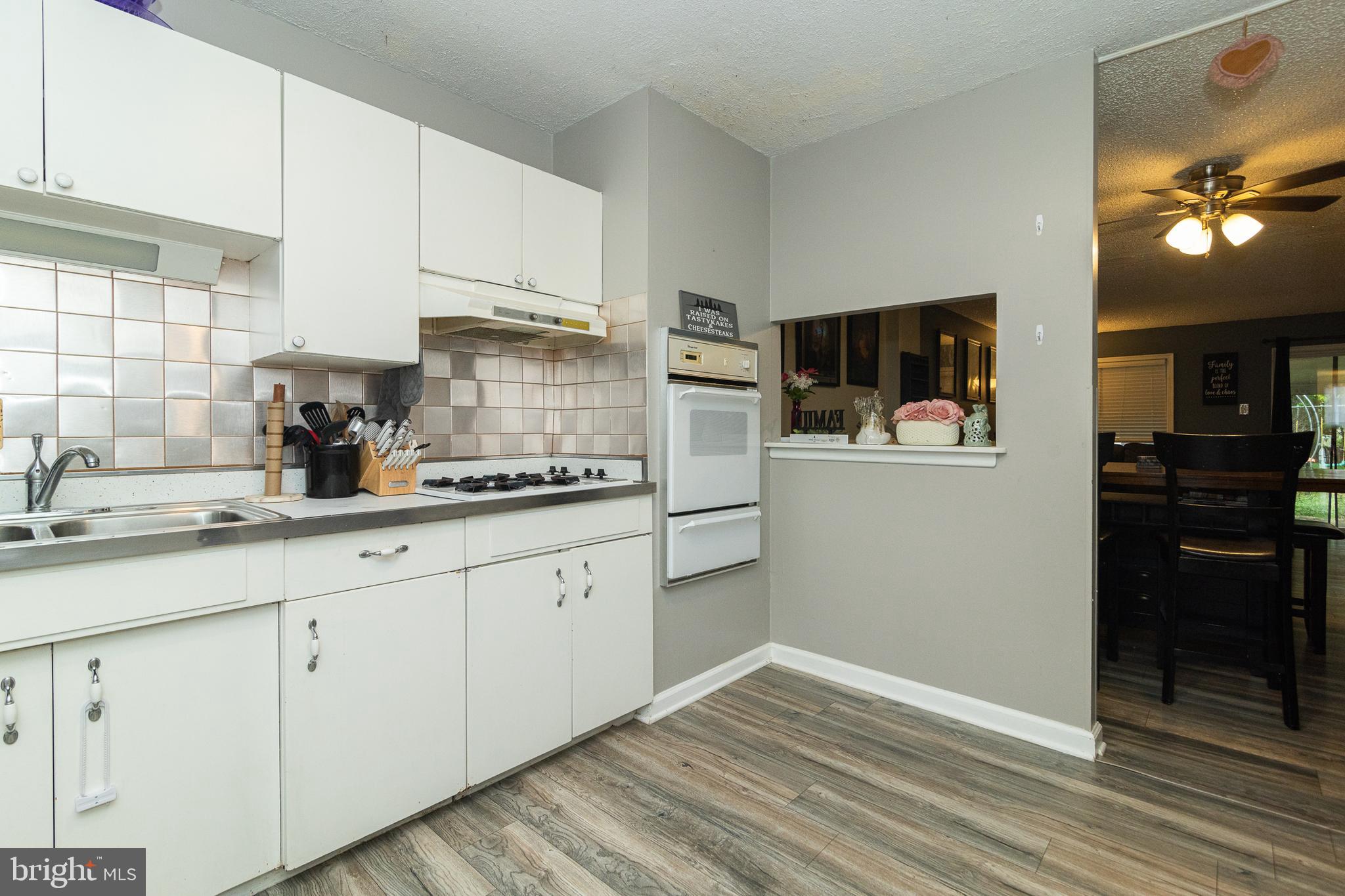 4222 Lawnside Road Philadelphia, PA 19154 - Photo 6 of 23 Gallery Image 6