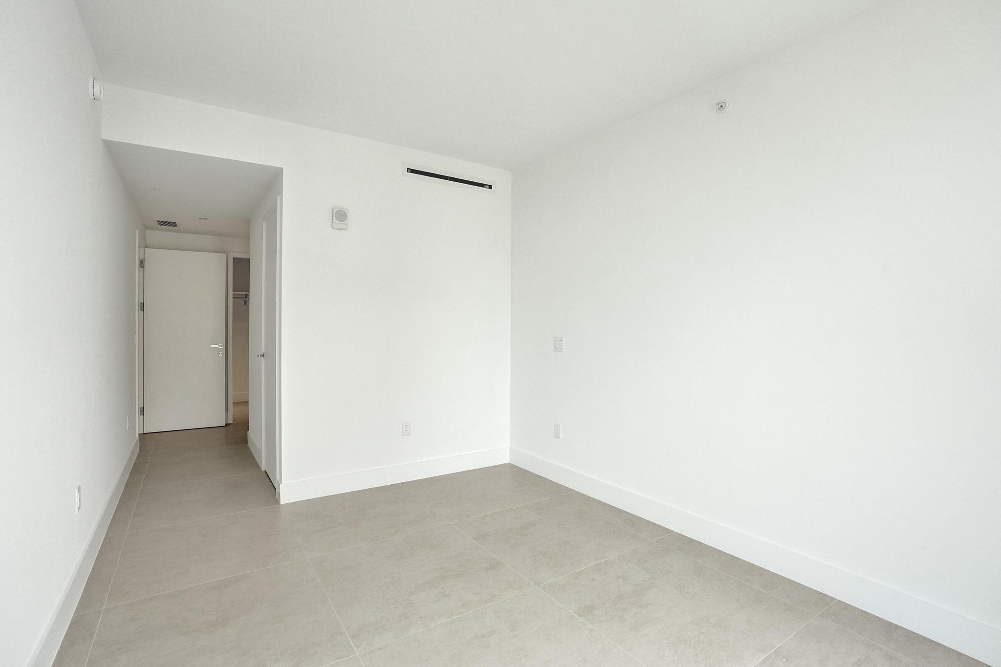 407 North Riverside Drive, Unit 605 Pompano Beach, FL 33062 - Photo 38 of 93 DSC07506