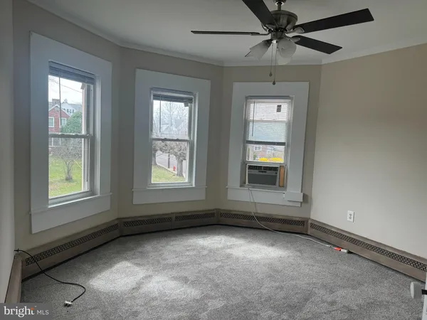 $2,300 | 242 East Broad Street, Trumbauersville, PA 18951