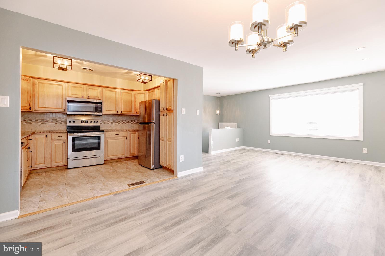 11916 Farwell Road Philadelphia, PA 19154 - Photo 12 of 39 Gallery Image 12