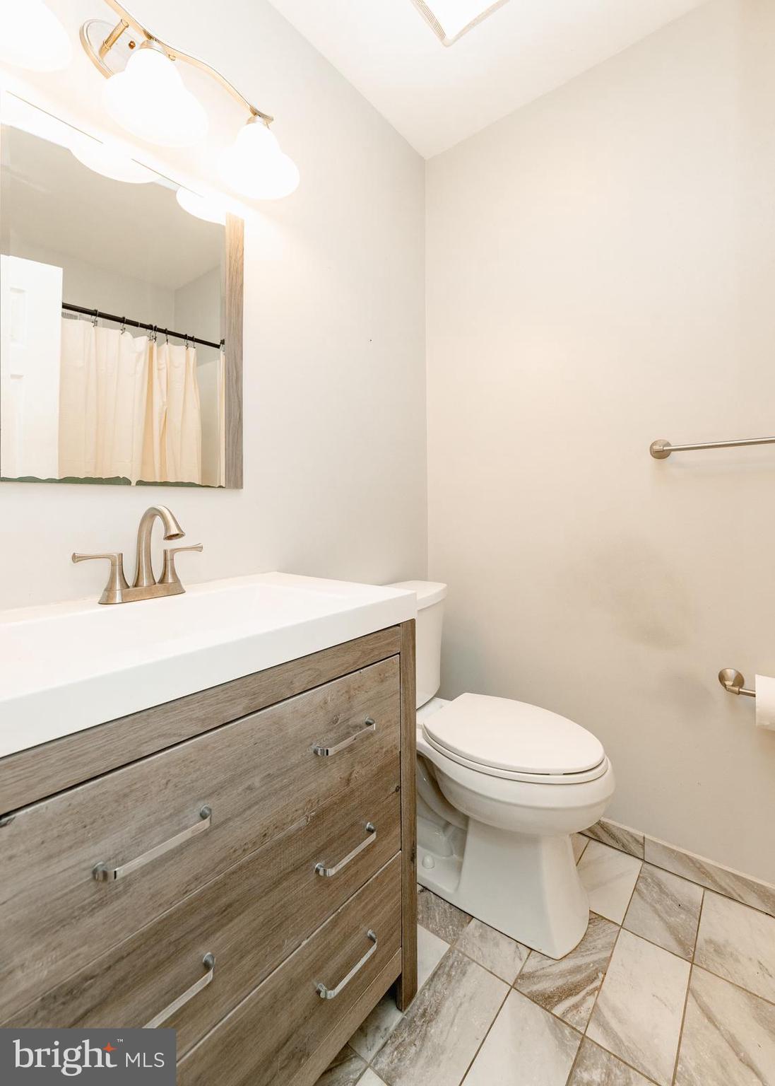 11916 Farwell Road Philadelphia, PA 19154 - Photo 17 of 39 Gallery Image 17