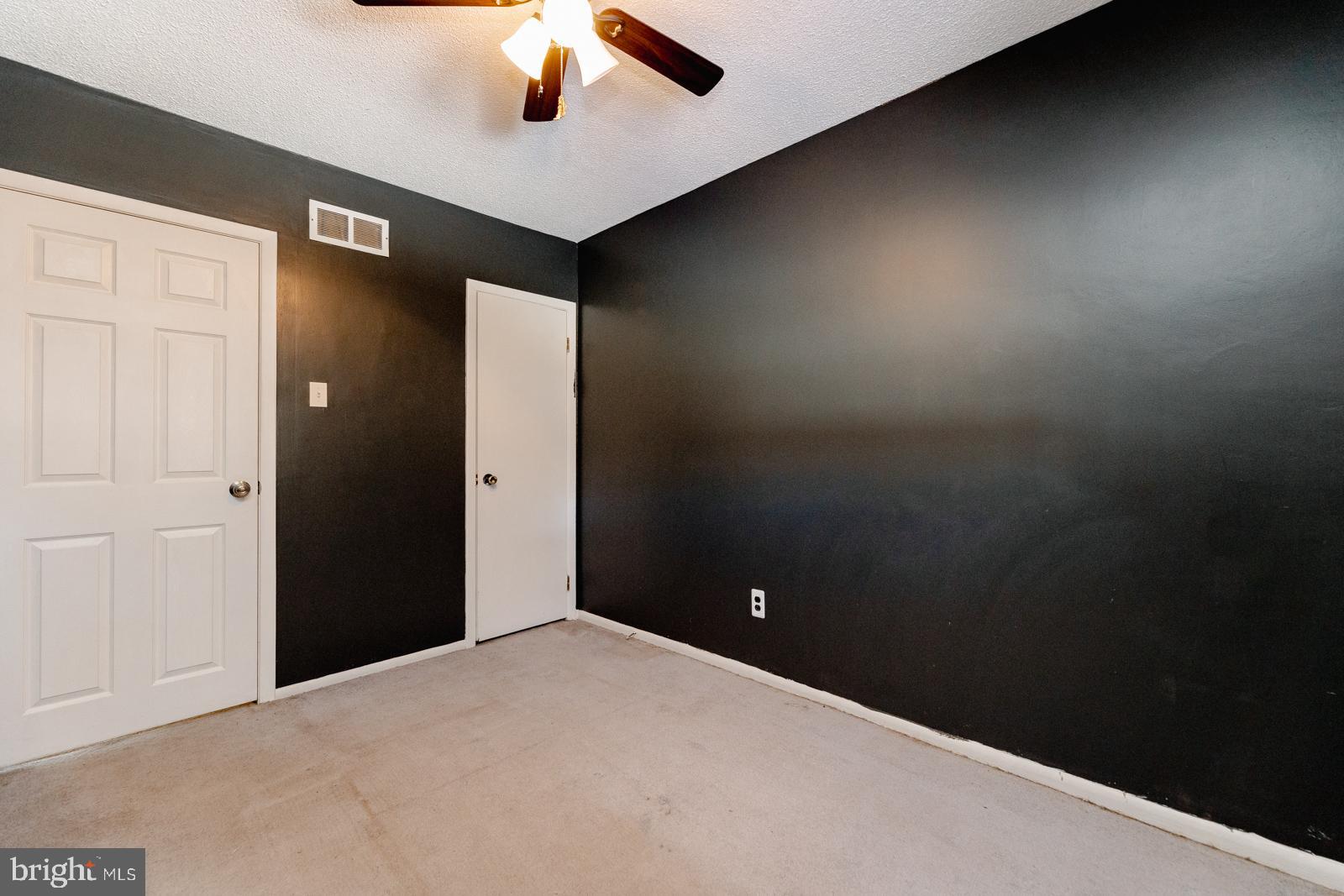 11916 Farwell Road Philadelphia, PA 19154 - Photo 24 of 39 Gallery Image 24