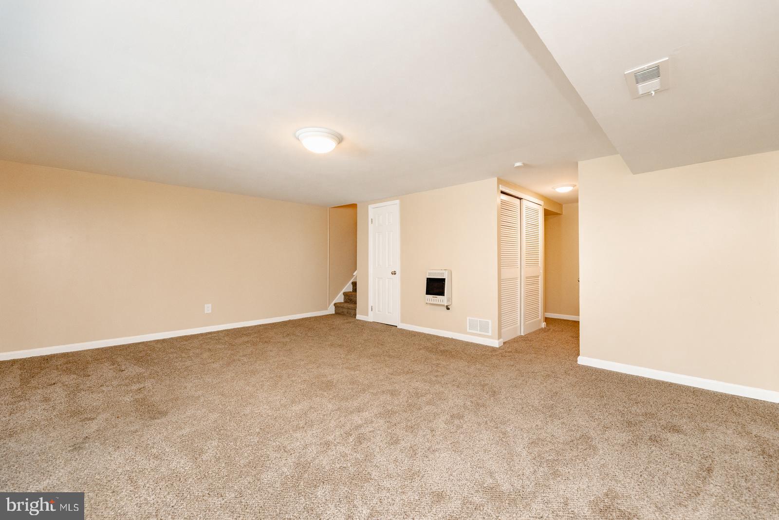 11916 Farwell Road Philadelphia, PA 19154 - Photo 26 of 39 Gallery Image 26