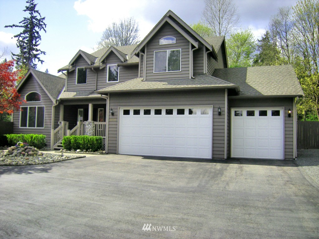 22034 9th Avenue Southeast Bothell, WA 98021 - Photo 1 of 25