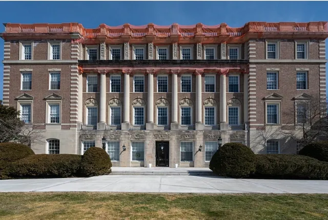 $419,900 | 16 Balmoral Street, Unit 214, Andover, MA 01810