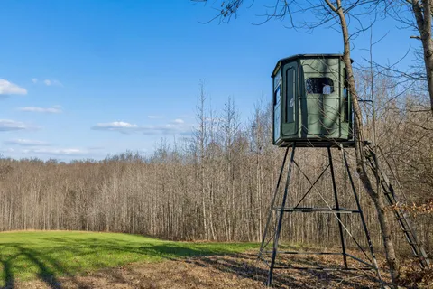 $1,990,000 | 3819 Old Highway 13, Cumberland City, TN 37050