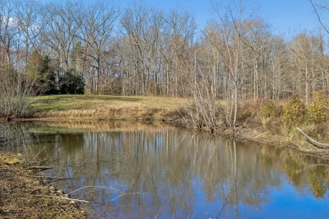 $1,990,000 | 3819 Old Highway 13, Cumberland City, TN 37050