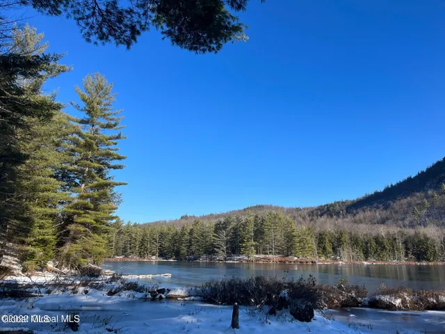 $65,000 | 8 Mountain Path, Johnsburg, NY 12853