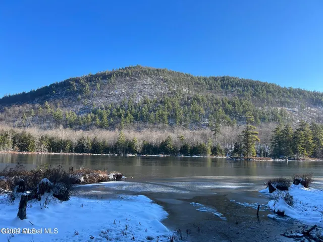 $65,000 | 8 Mountain Path, Johnsburg, NY 12853