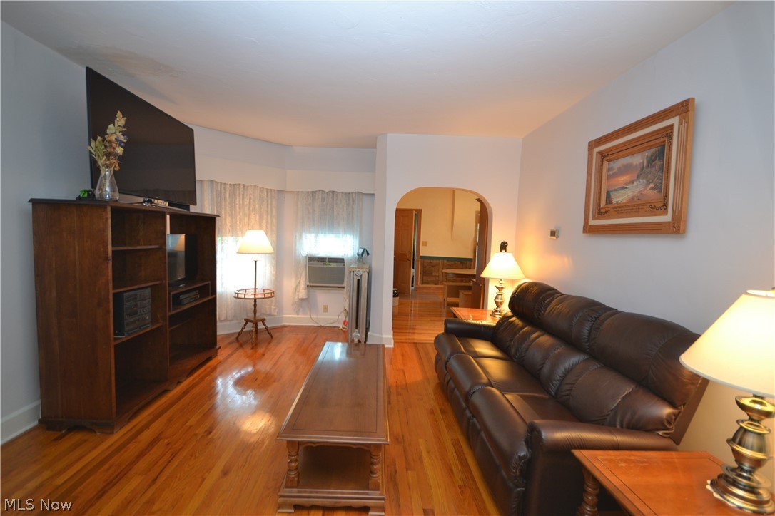 939 West Schaaf Road Cleveland, OH 44109 - Photo 7 of 30 Gallery Image 7