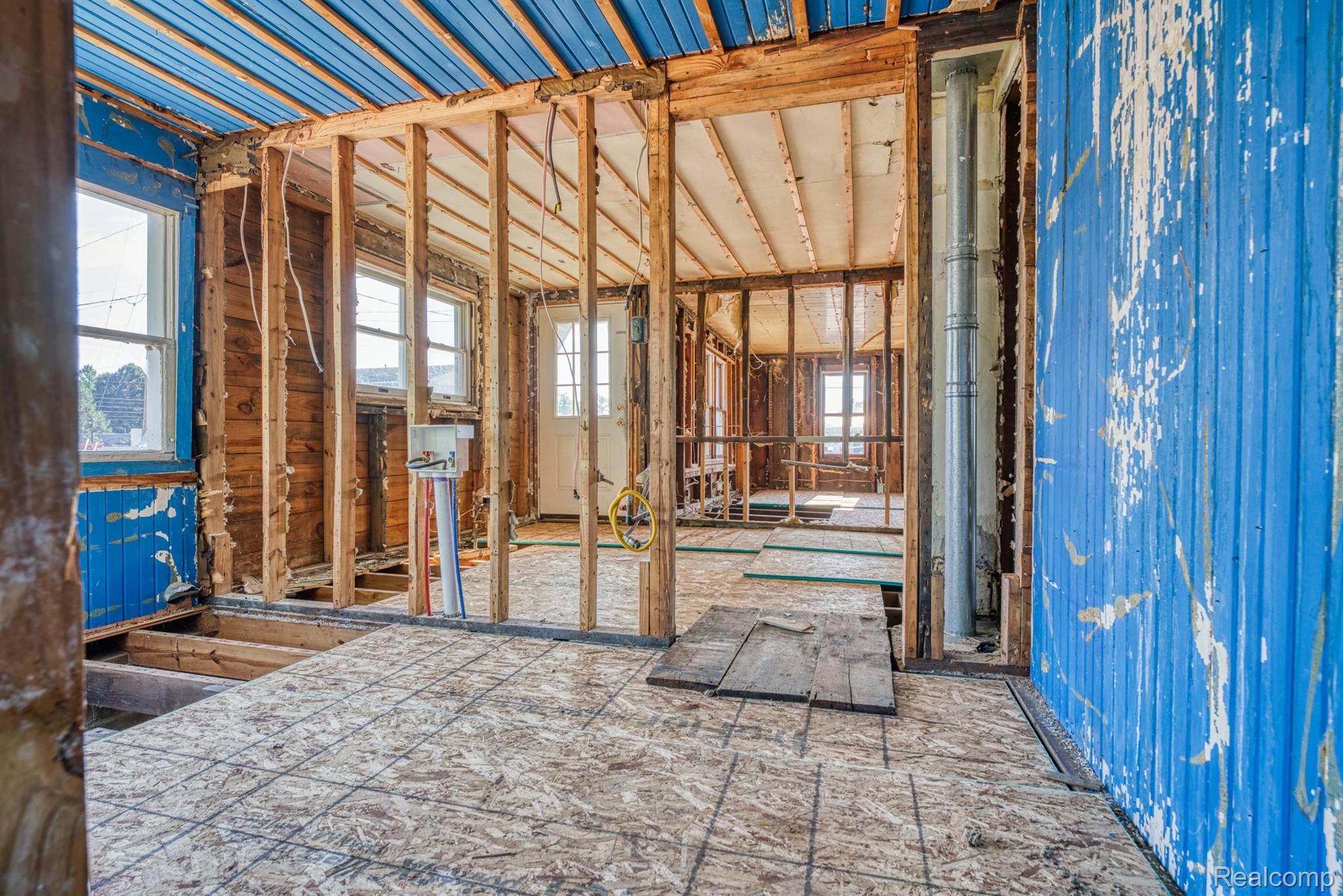 4505 Morrish Road Swartz Creek, MI 48473 - Photo 11 of 27 Gallery Image 11