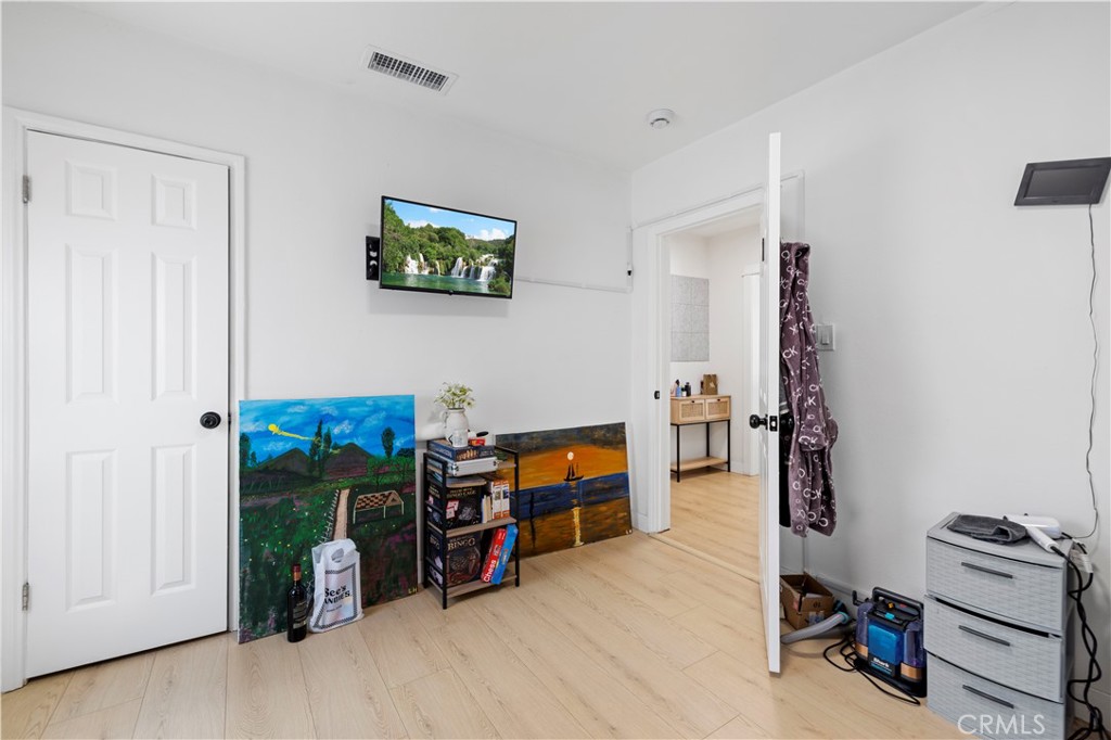 10353 Rincon Avenue Pacoima, CA 91331 - Photo 25 of 53