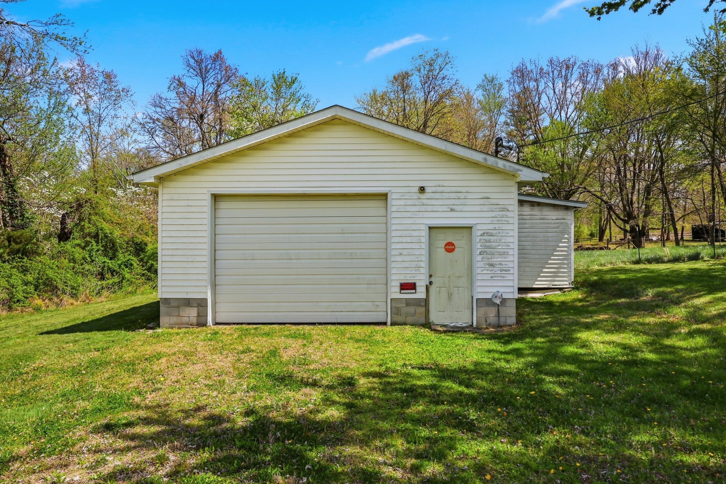 410 College Hill Road Waco, KY 40385 - Photo 28 of 31 28_pend1140
