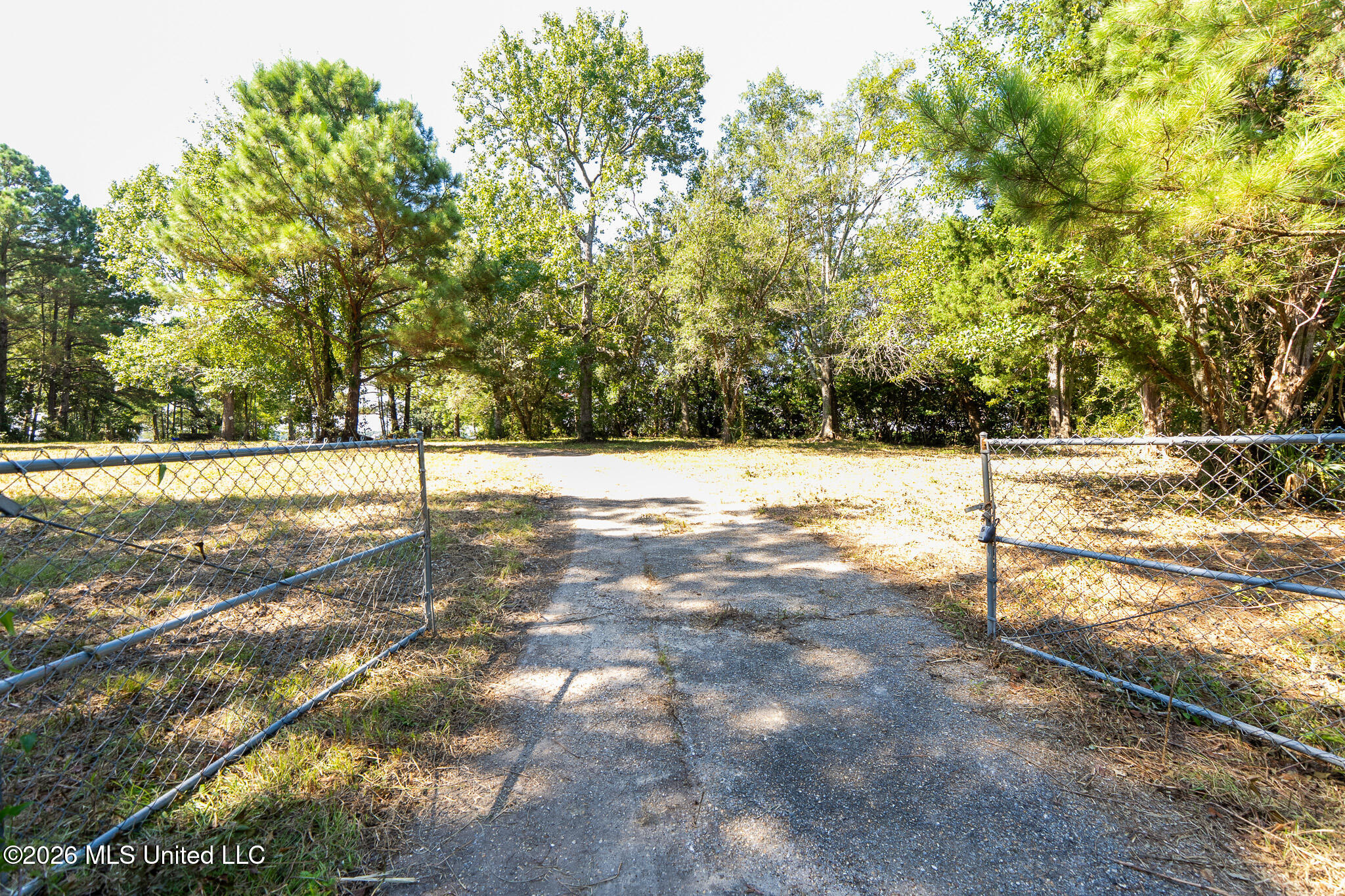 10232 Goodman Road D'Iberville, MS 39540 - Photo 2 of 12 _DSC5352