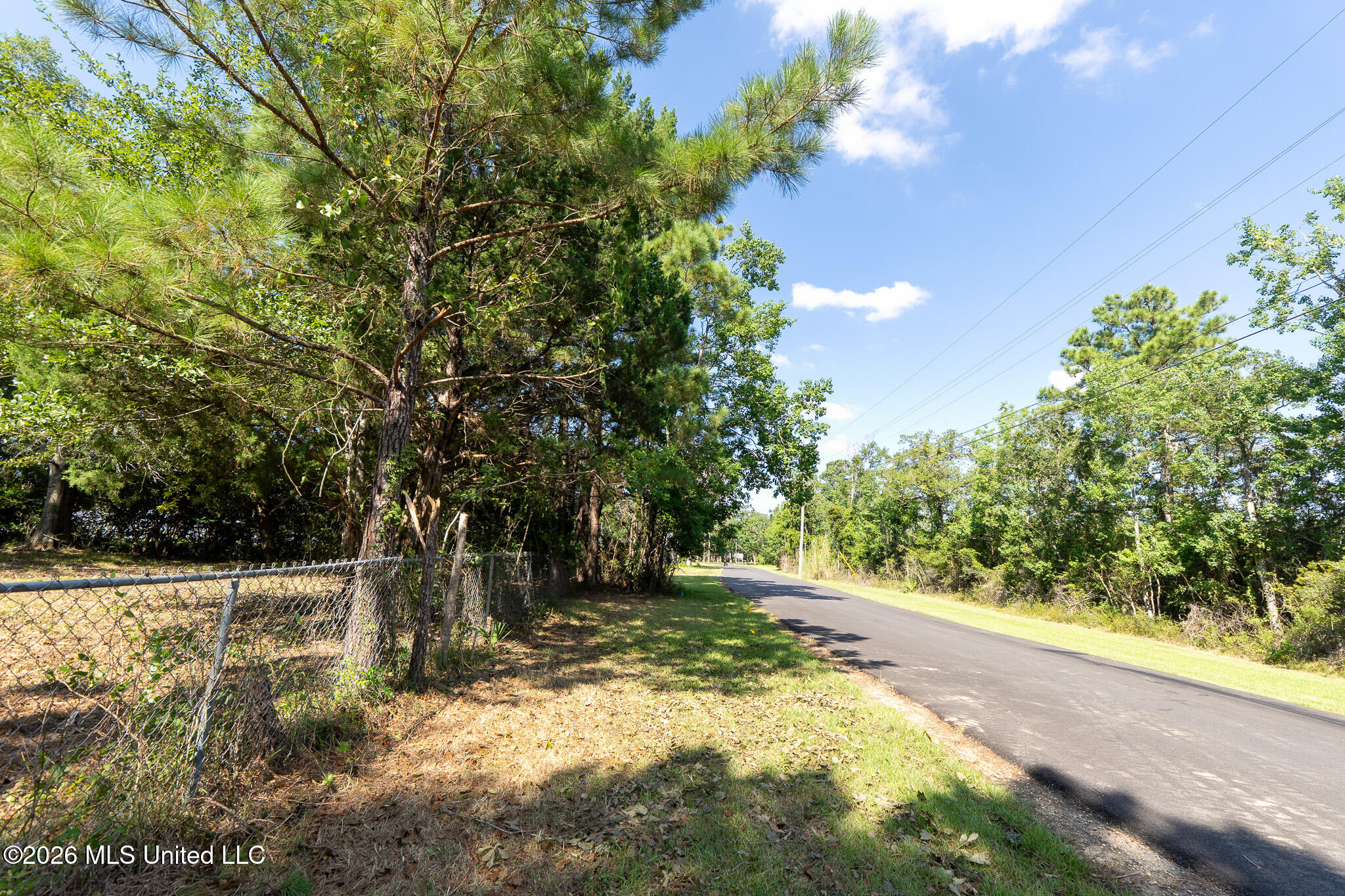 10232 Goodman Road D'Iberville, MS 39540 - Photo 9 of 12 _DSC5368