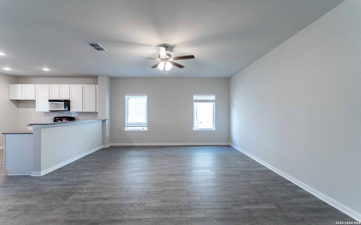 16311 Ginger Crossing Elmendorf, TX 78112 - Photo 2 of 14