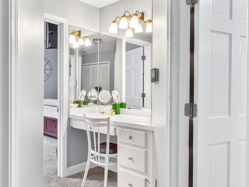 13 Old Colony Road Foxboro, MA 02035 - Photo 19 of 40 Gallery Image 19