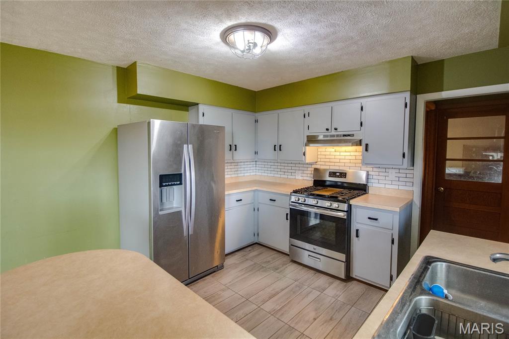 440 West State Street Waverly, IL 62692 - Photo 12 of 39