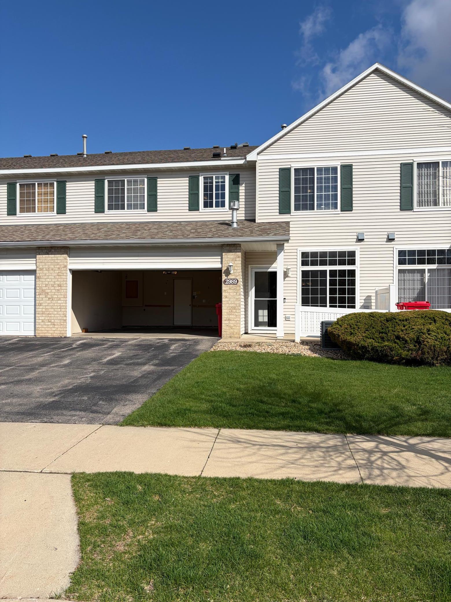 2989 Boulder Ridge Drive Northwest Rochester, MN 55901 - Photo 2 of 41