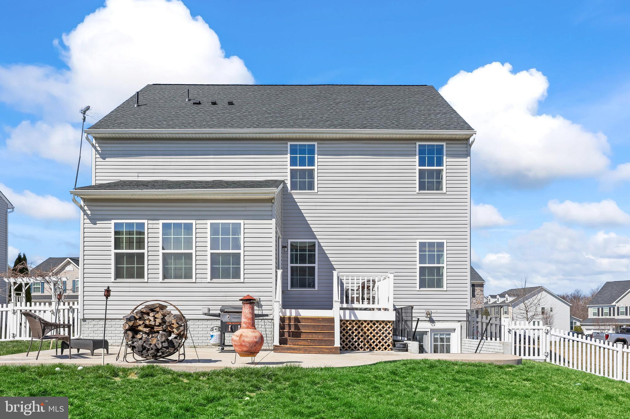 112 Northumberland Drive Stephenson, VA 22656 - Photo 44 of 58 a front view of a house with a garden
