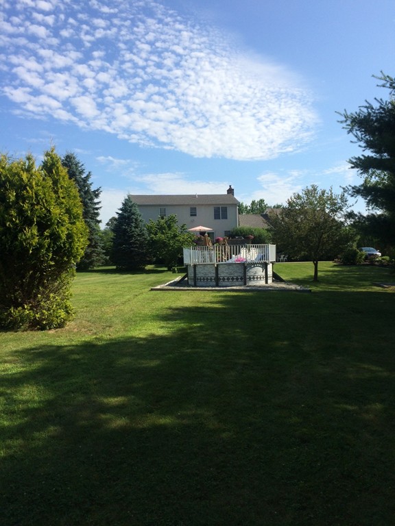 71 Fox Run Road Bellingham, MA 02019 - Photo 17 of 24 Gallery Image 17