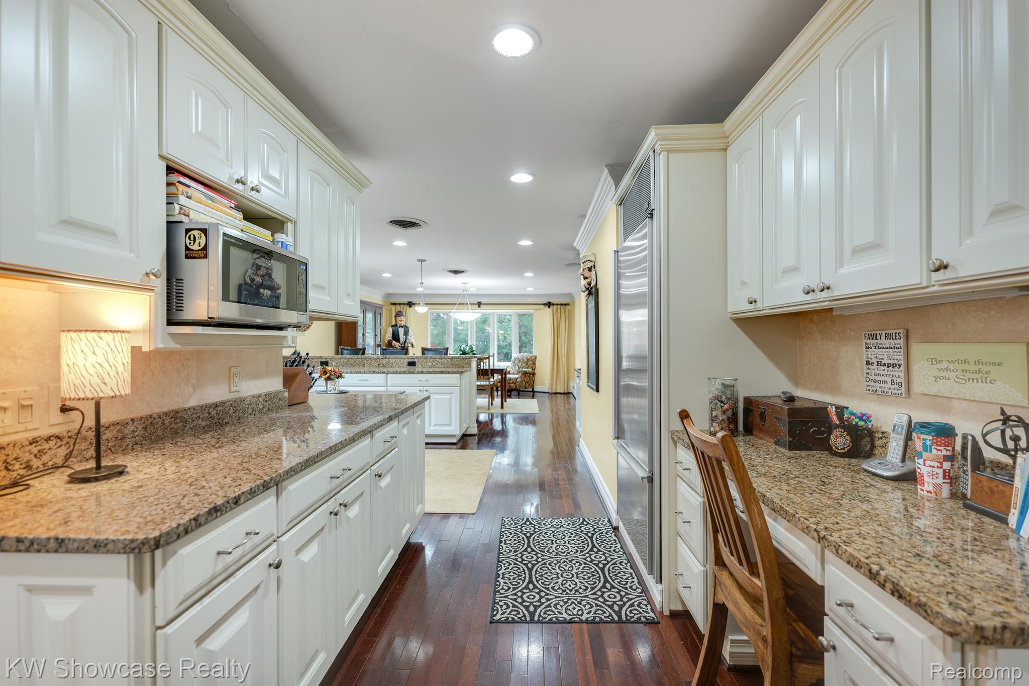 865 South Pemberton Road Bloomfield Hills, MI 48302 - Photo 8 of 36 Gallery Image 8