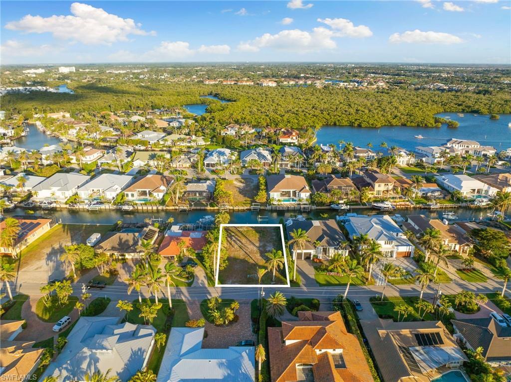 2165 Tarpon Road Naples, FL 34102 - Photo 6 of 14 a view of a city
