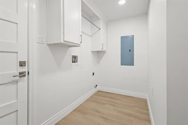 $975,000 | 7938 Hillfawn Circle, Dallas, TX 75248