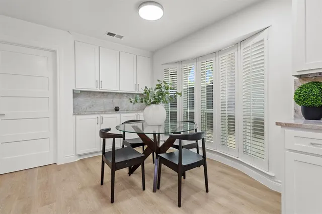 $975,000 | 7938 Hillfawn Circle, Dallas, TX 75248