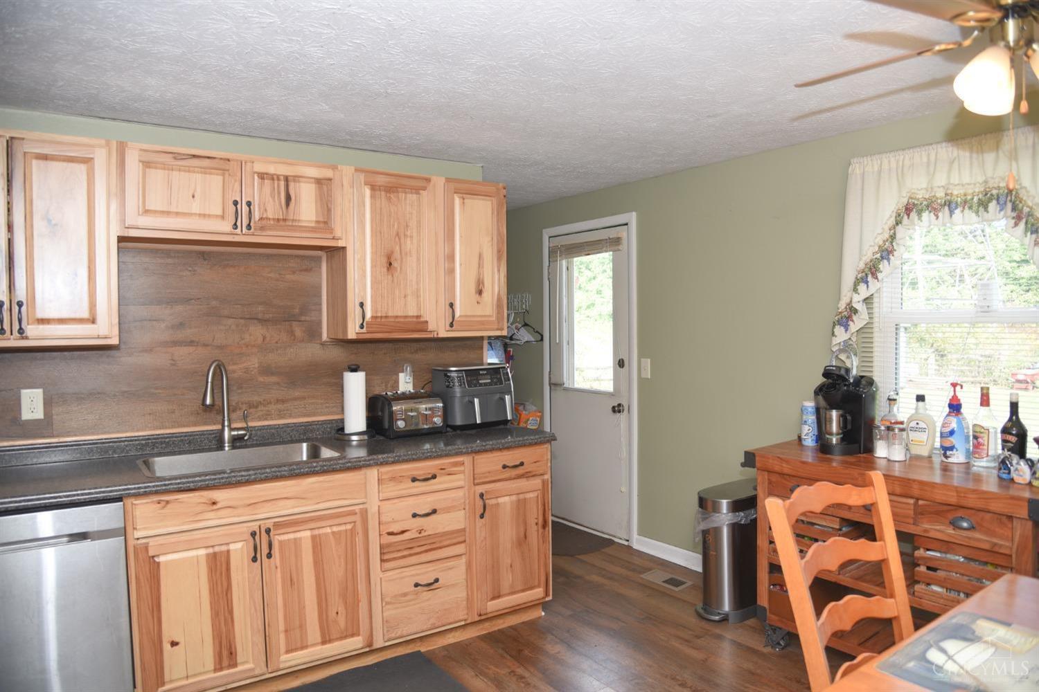 5879 Wade Road Milford, OH 45150 - Photo 8 of 13 Gallery Image 8